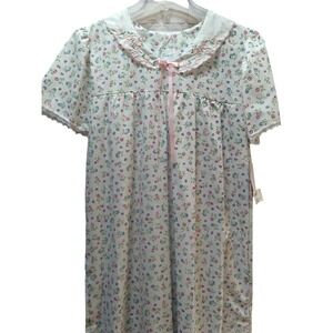 Carole vintage New Small S short sleeve floral long nightgown embroidered collar